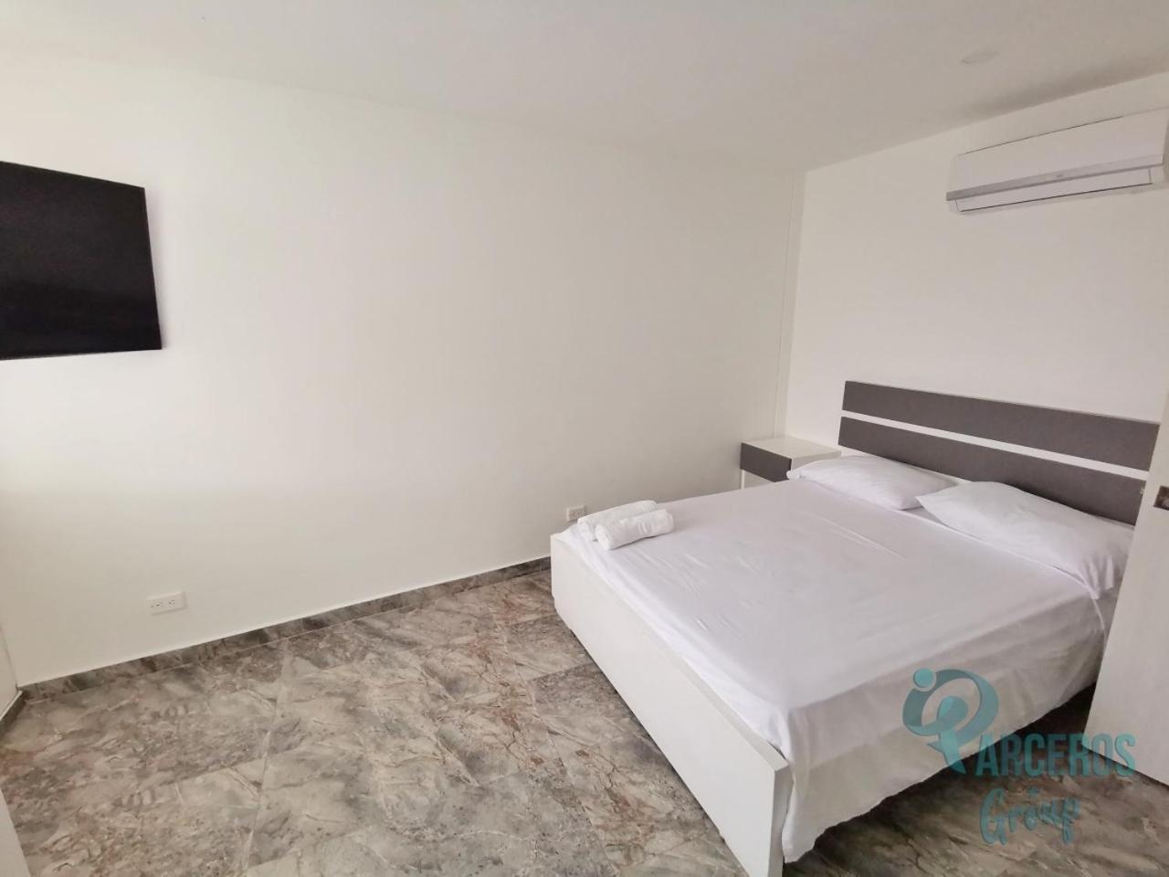 Edificio Tres Carabelas Por Parceros Group Apartamento