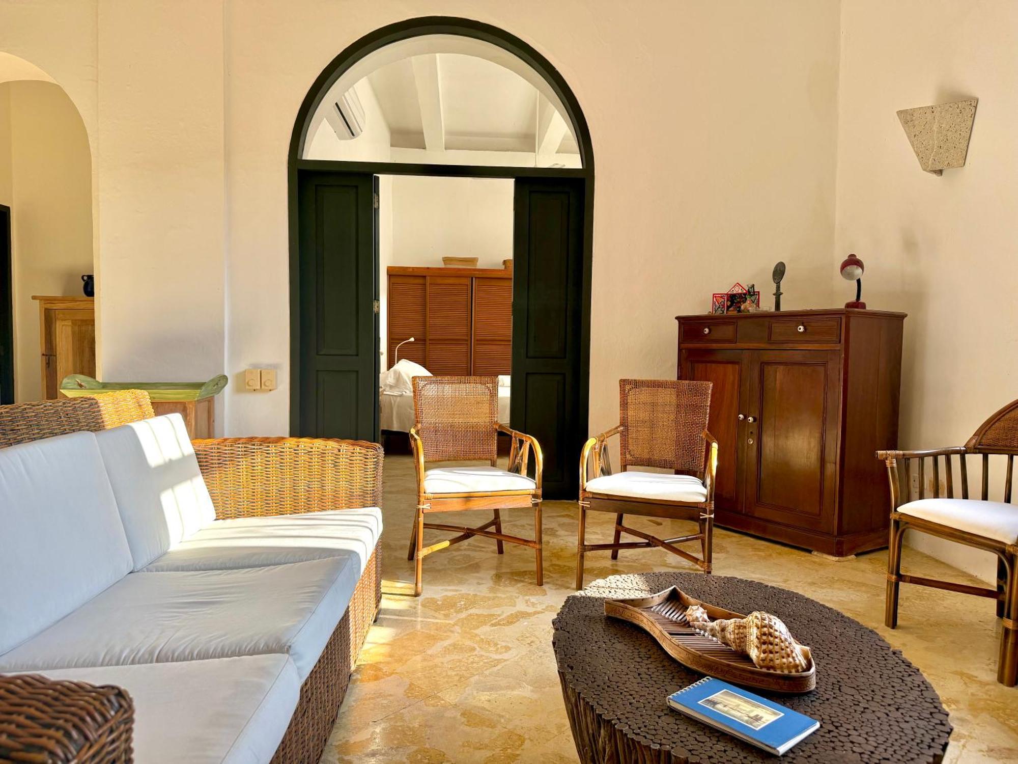 By Calamari Homes - El Porvenir 306 Walled Apartamento
