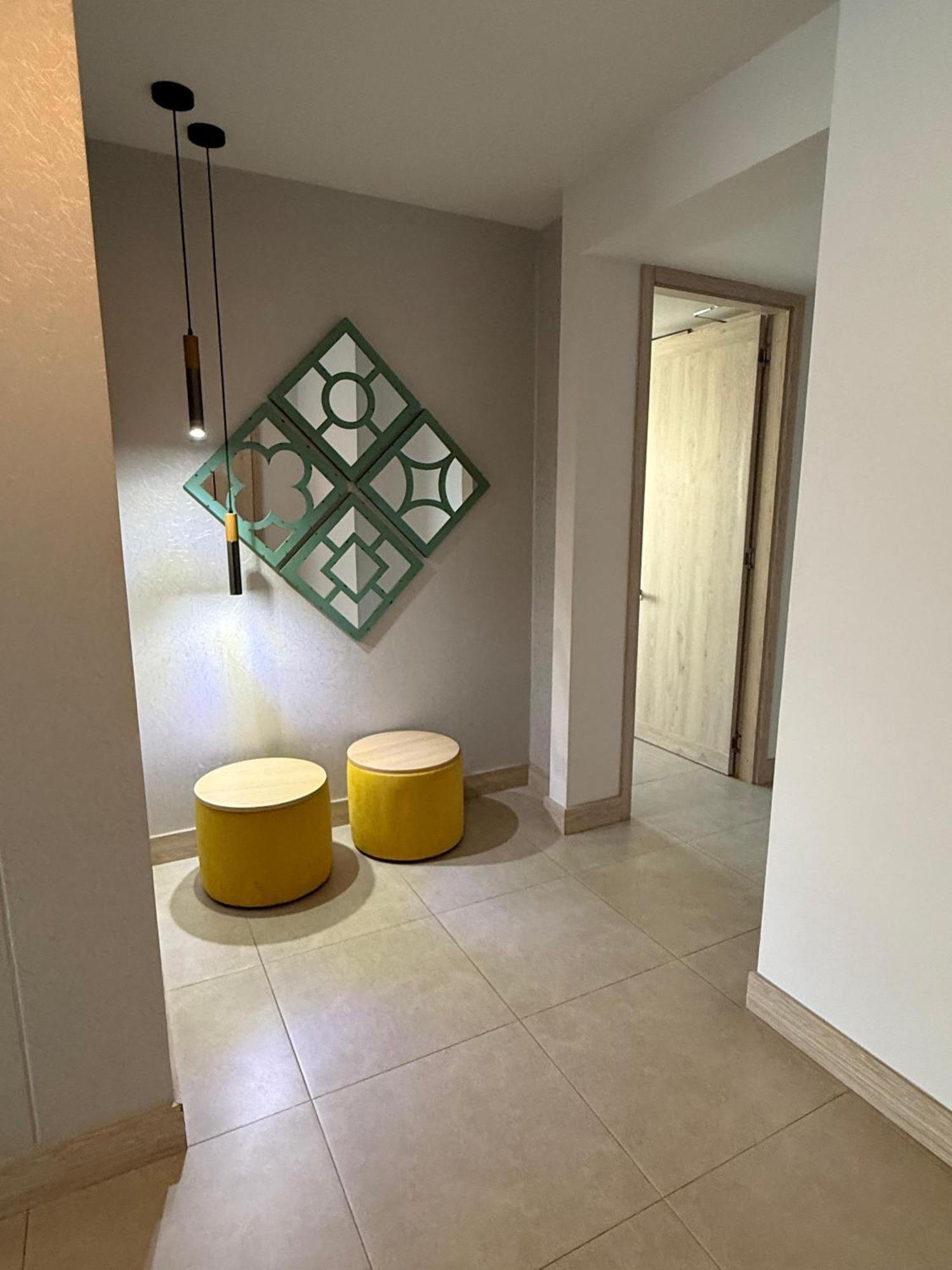 Serena Del Mar, Morros Io Apartamento