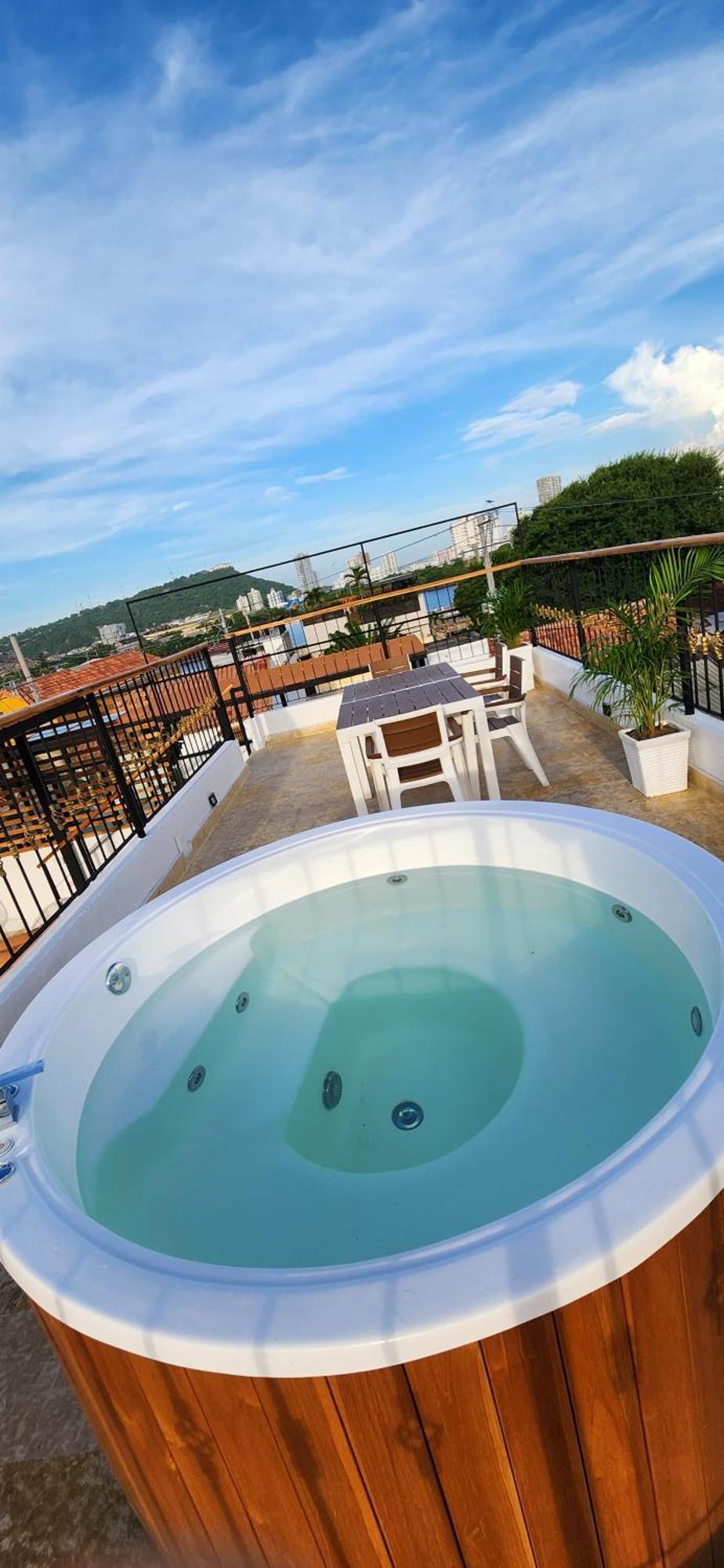 Casa Migueli - Lujosa Casa Colonial Con Jacuzzi En Terraza -