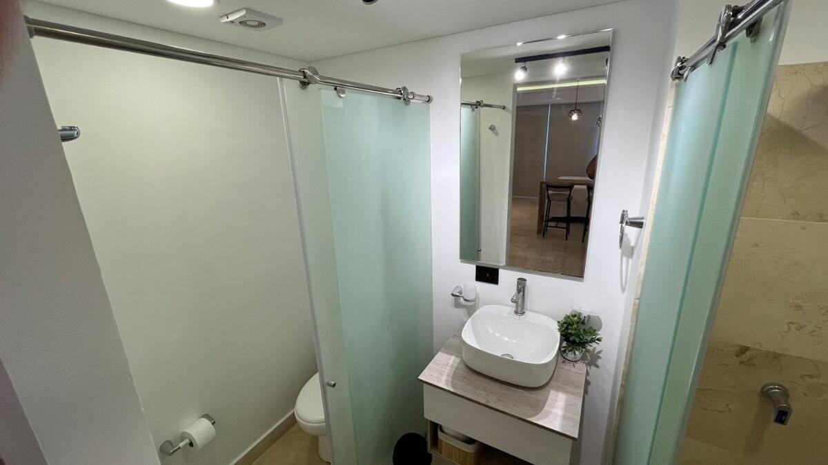 Luxury With A Location And Pool Apartamento