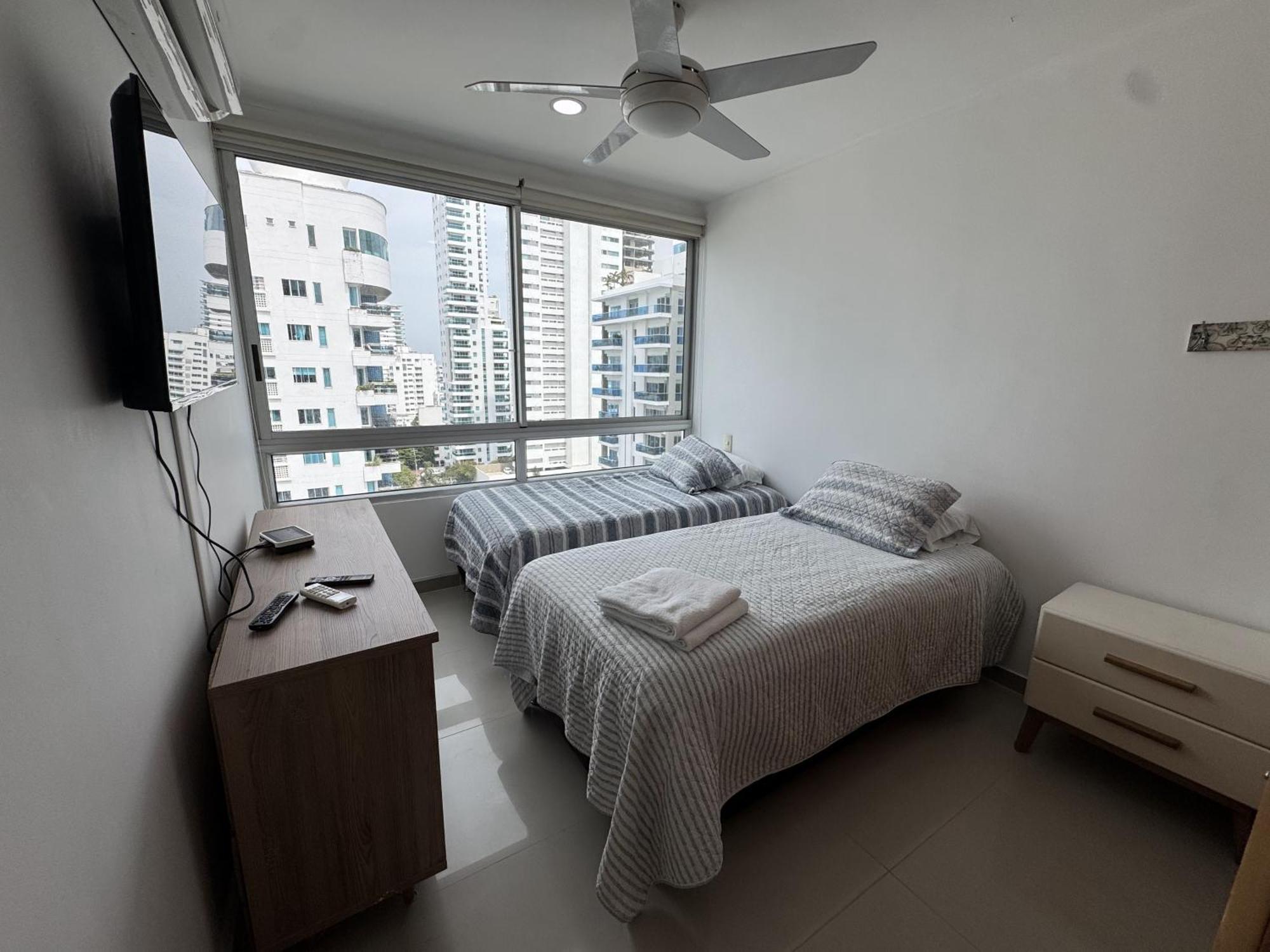 Apartamento En Con Vista Al Mar *