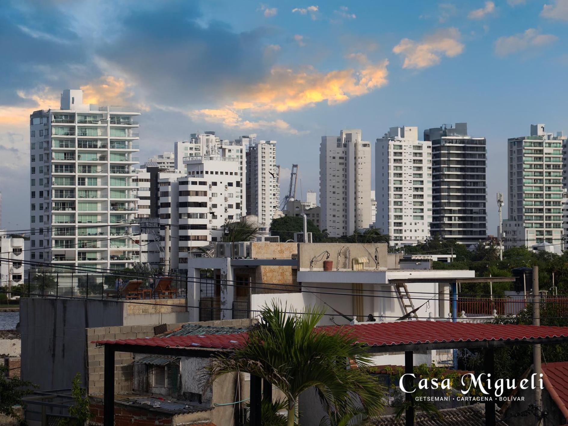 Casa Migueli - Lujosa Casa Colonial Con Jacuzzi En Terraza - * Cartagena