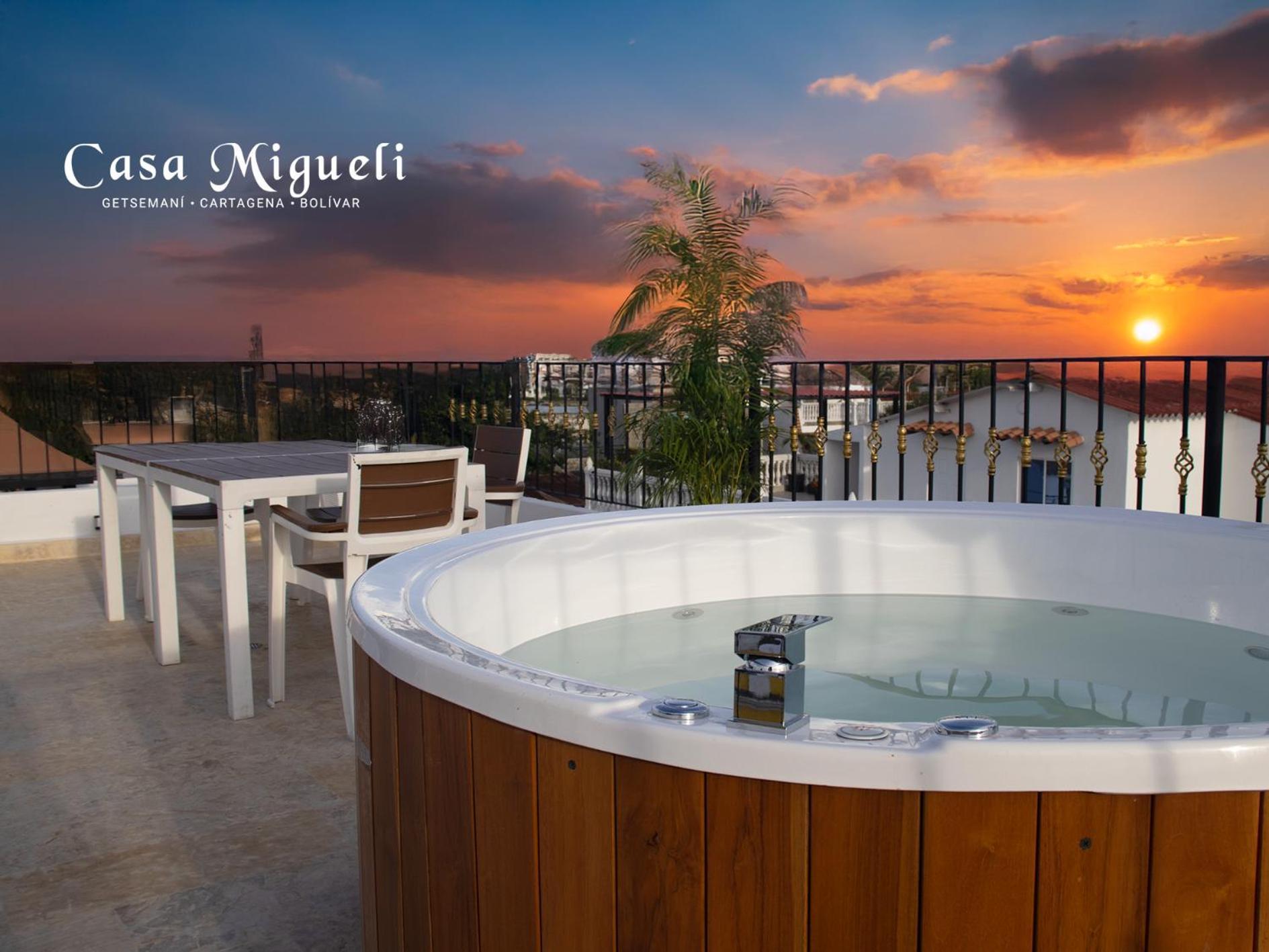 Casa Migueli - Lujosa Casa Colonial Con Jacuzzi En Terraza - Сasa de vacaciones