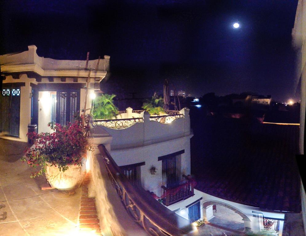 El Genoves Hostal