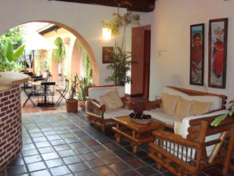 Puertas De Hotel