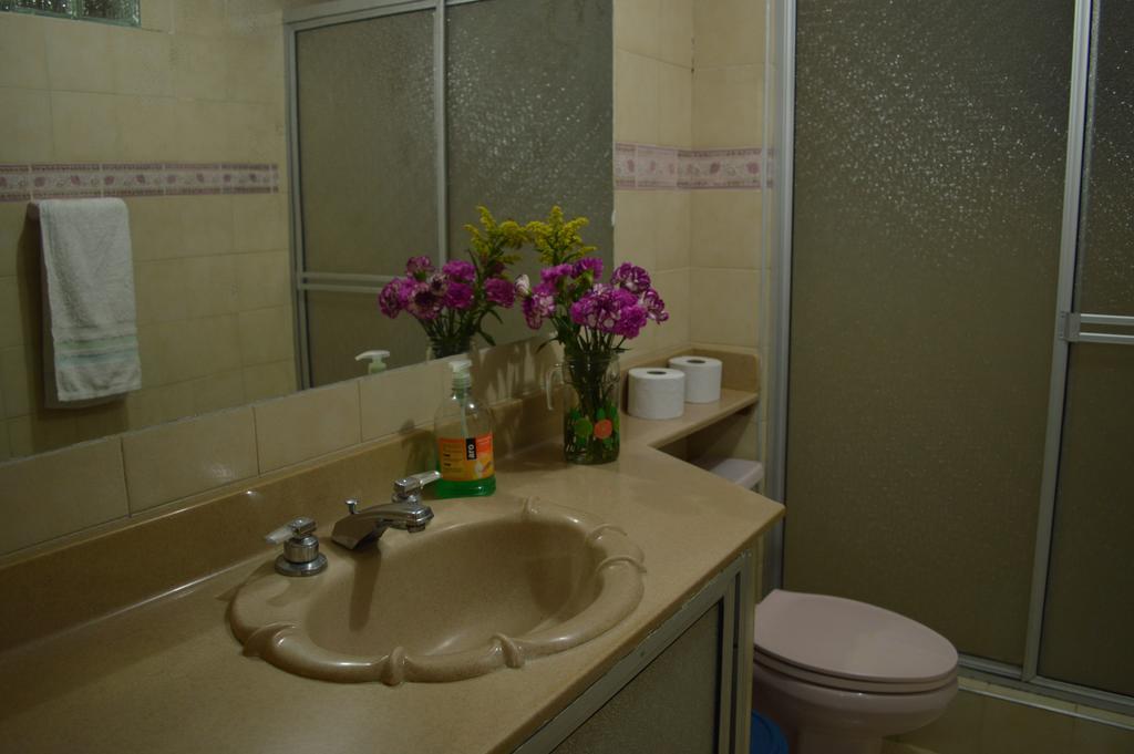 Guest house Casa La Espanola 2*
