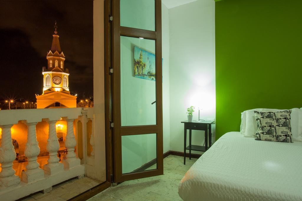 Hotel Torre Del Reloj 3*