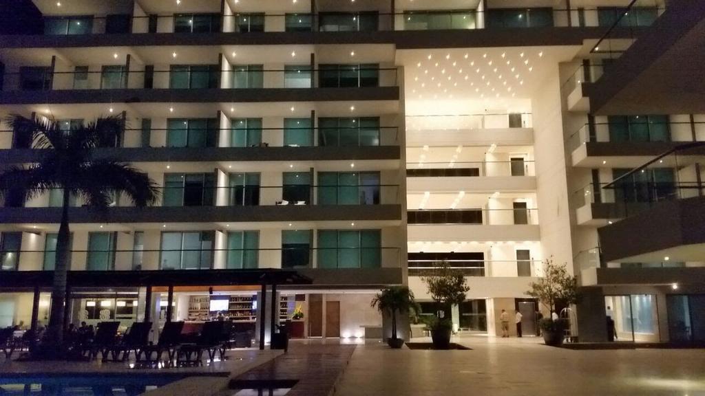 Apartamento con terraza y vista al mar - Morros Apartamento *
