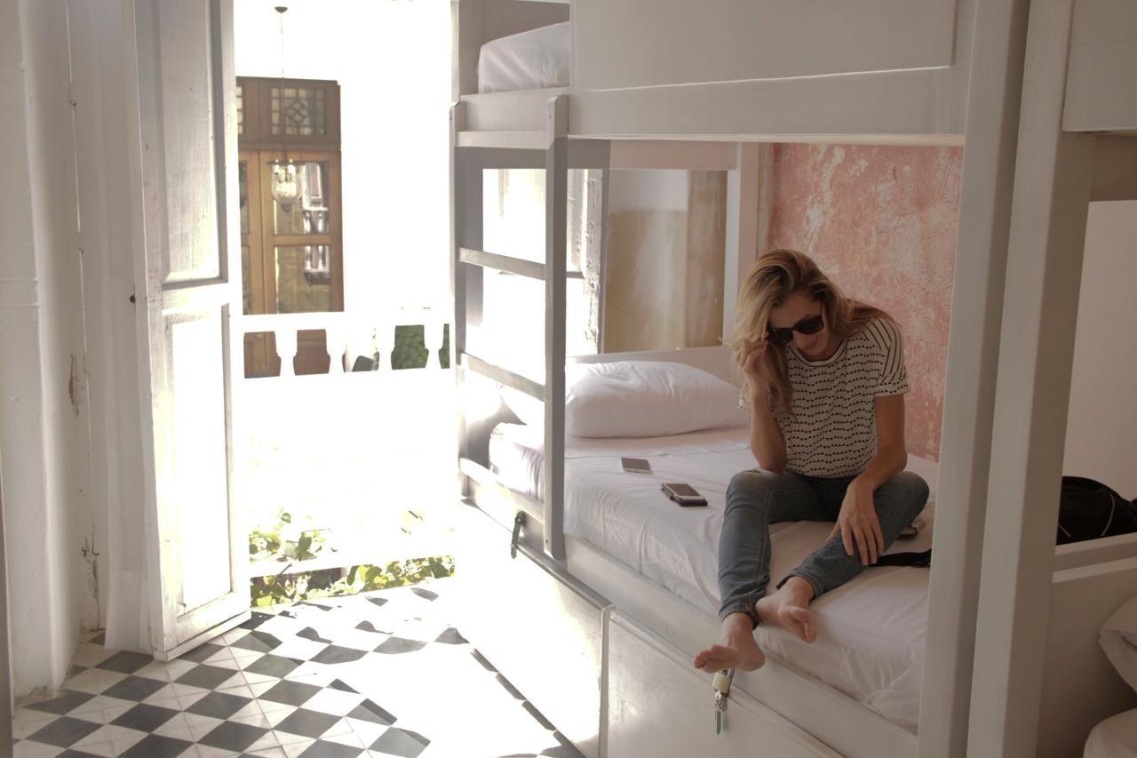 Hostal Be Lounge *
