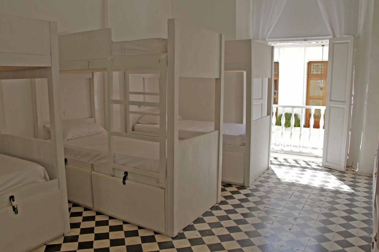 Hostal Be Lounge *