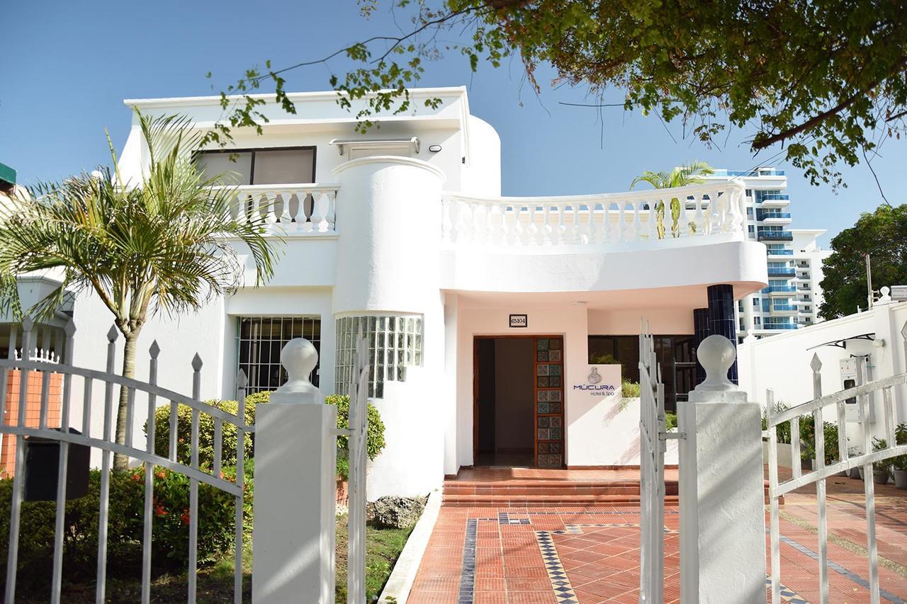 Hotel Mucura & 3*
