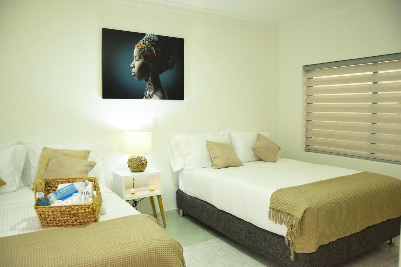 Mucura & Hotel