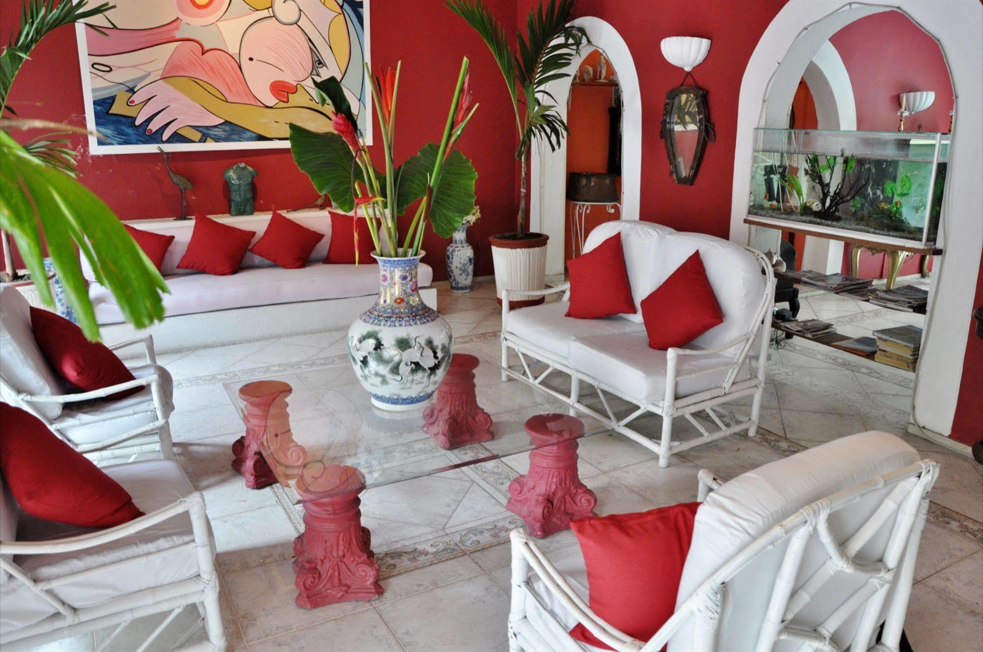 Casa Eden Hotel 2*