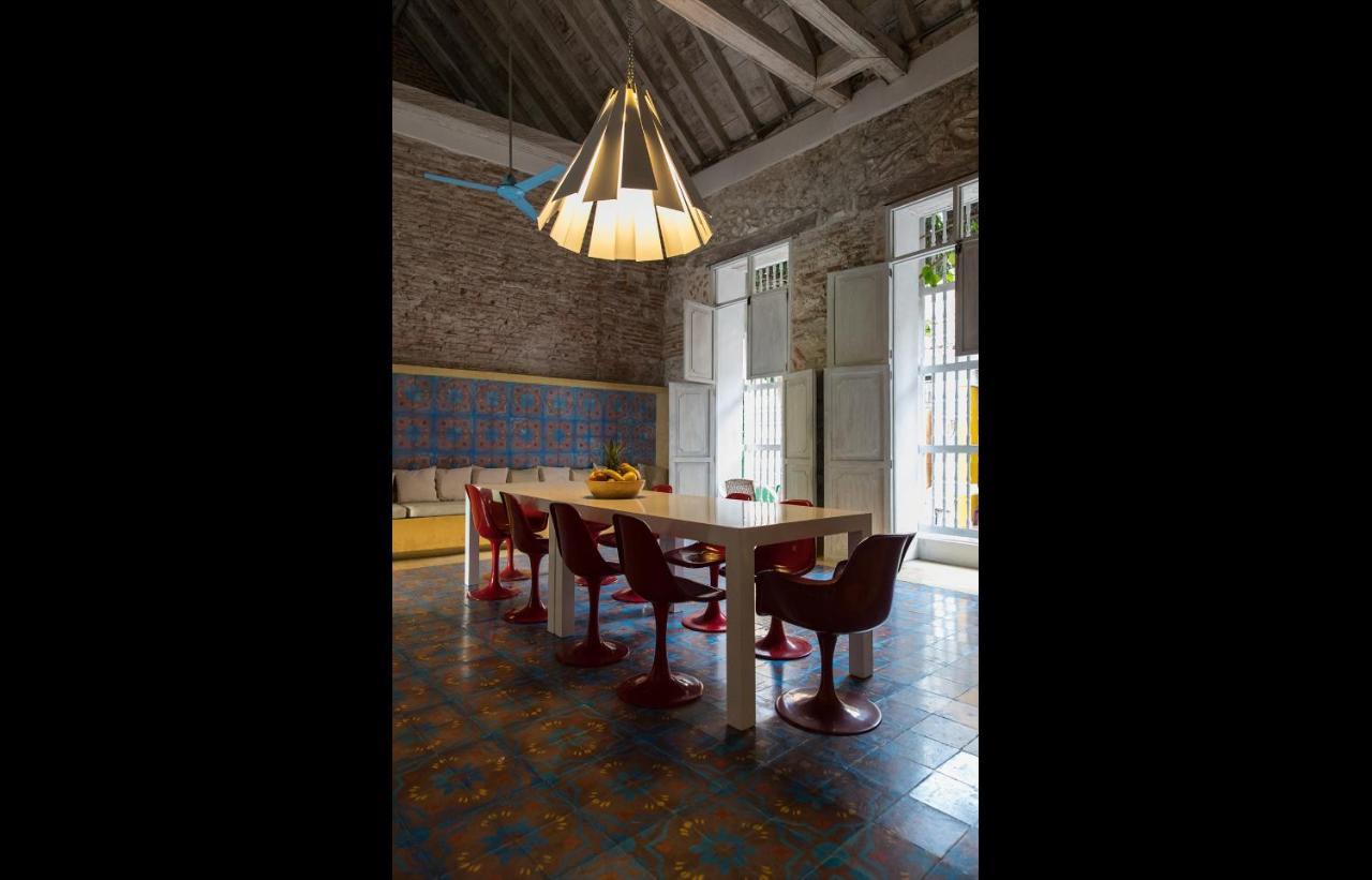 A Tres Pasos De La Havana