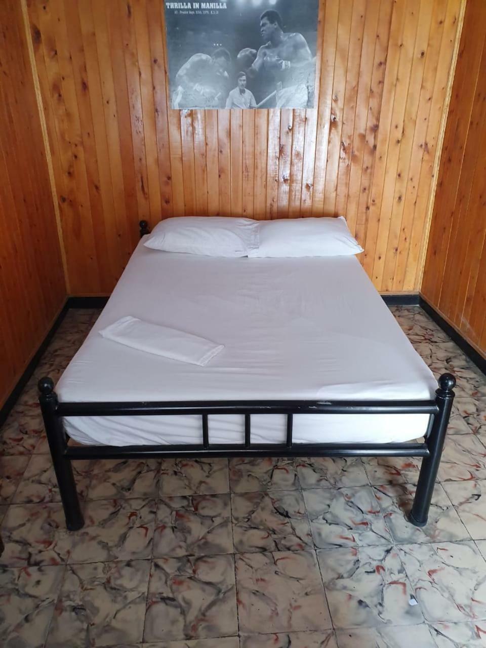 Hostal Mamabella