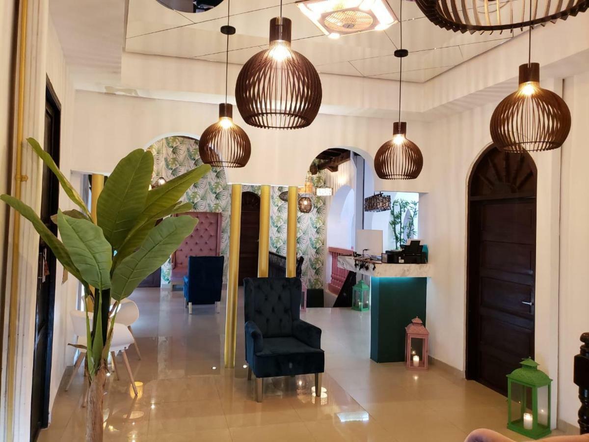 Ofihotel Jungle *