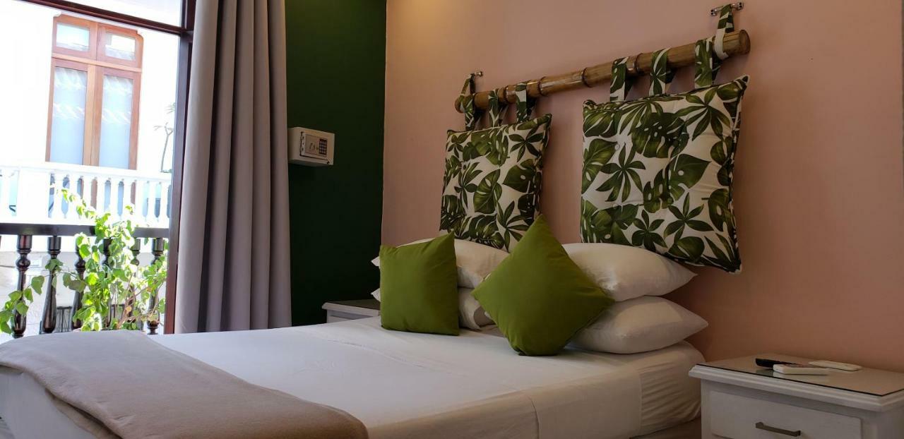 Ofihotel Jungle *