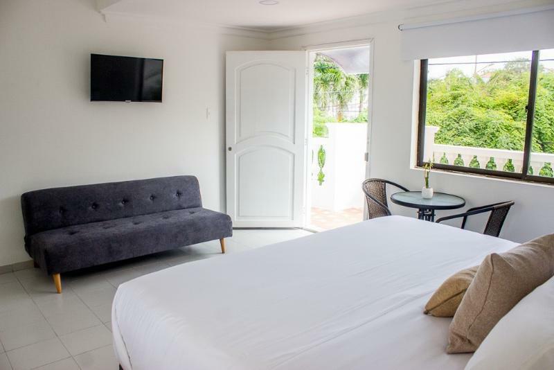 Mucura & Hotel