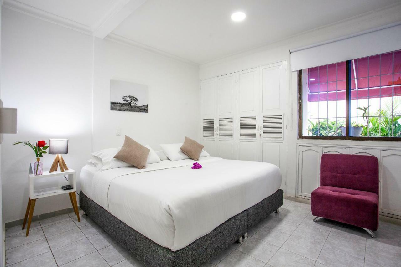 Mucura & Hotel