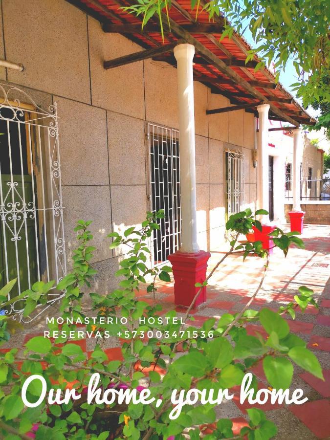 Monasterio Hostal *