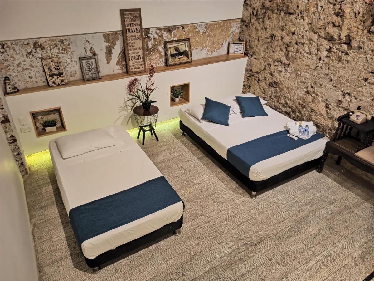 Be Lounge Hostal