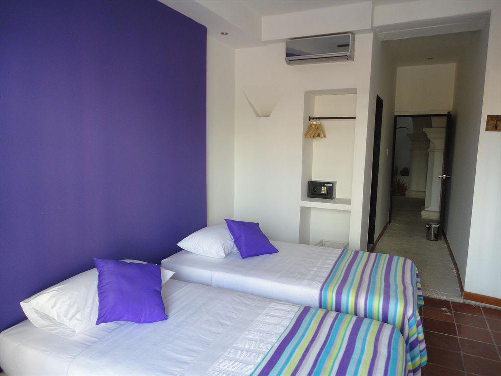 Hotel Torre Del Reloj 3*