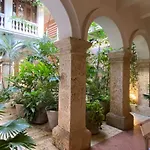 Sophisticated 3Br House With Pool And Ac In Ciudad Amurallada
