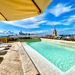 By Calamari Homes - El Porvenir 404 Walled City