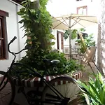 Hotel Casa Abril