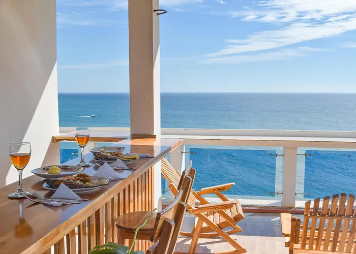 Montegezirim Beach House