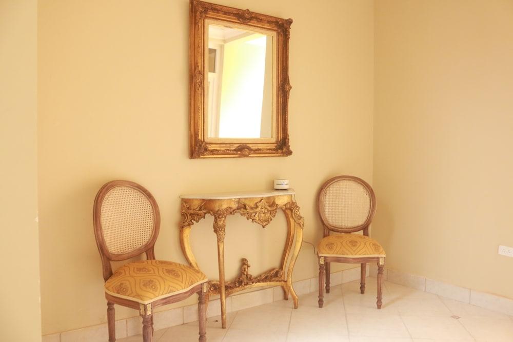 Mansion Boutique Hotel