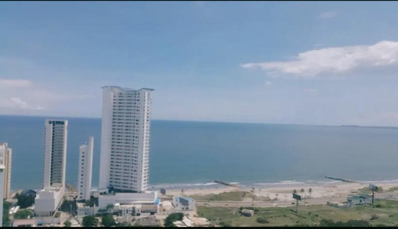 Lovely 2 Bedroom With Pool And Gym Cartagena