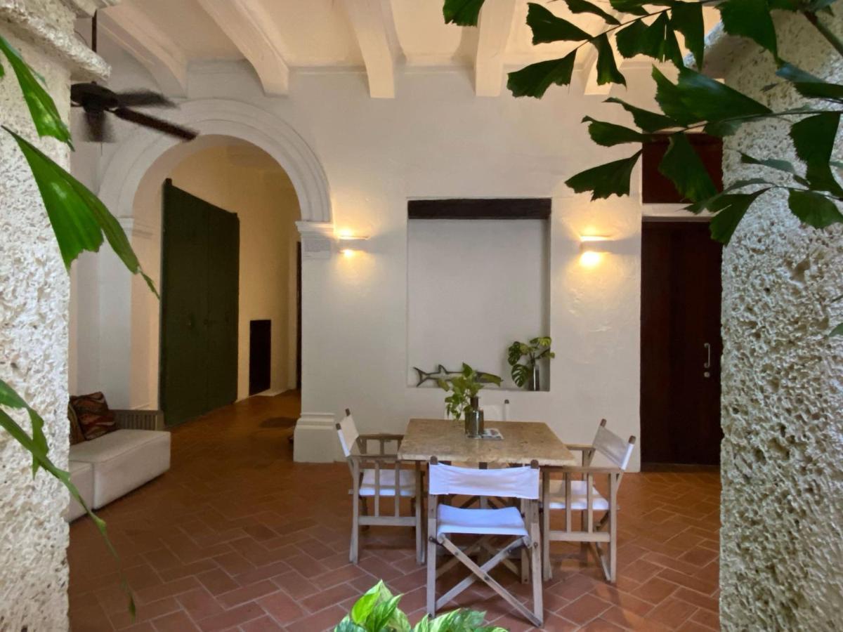 Sophisticated 3br House With Pool And Ac In Ciudad Amurallada Holiday home Cartagena