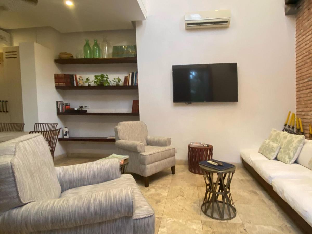Sophisticated 3br House With Pool And Ac In Ciudad Amurallada Holiday home *