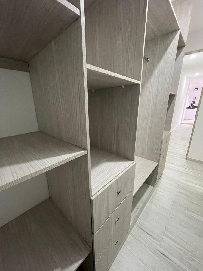 Apartamento Amoblado 3 En Barrio La Campina *