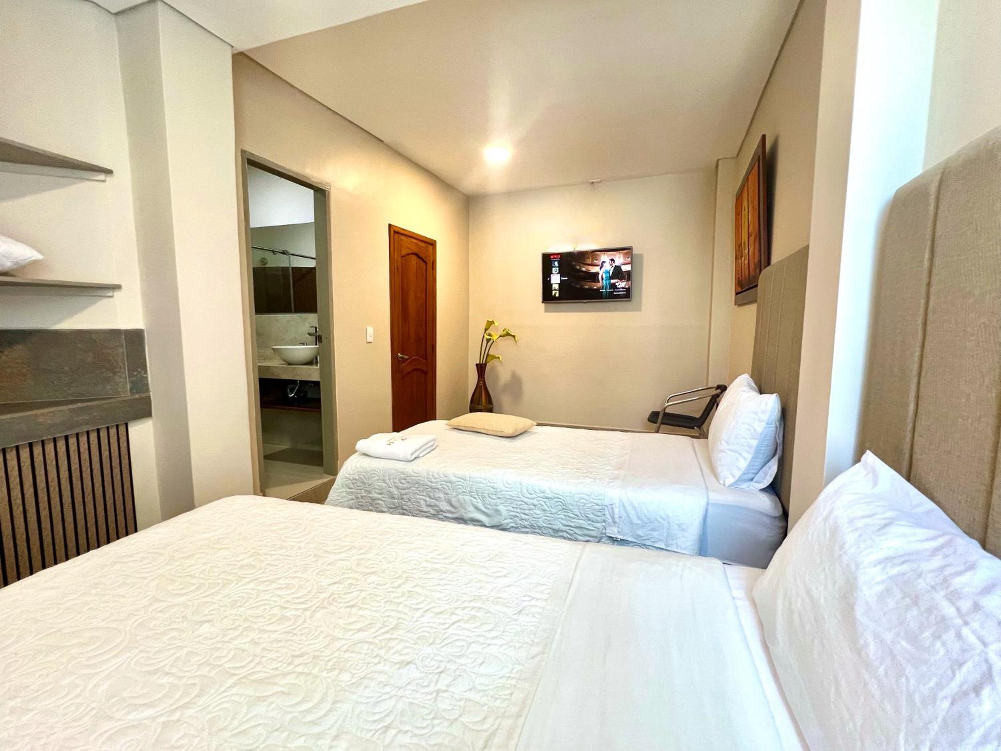 Charme 64 Boutique Hotel 4*