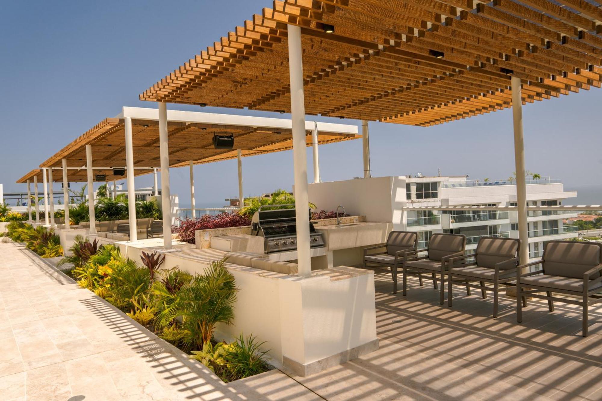 Apartahotel Dominique By Q