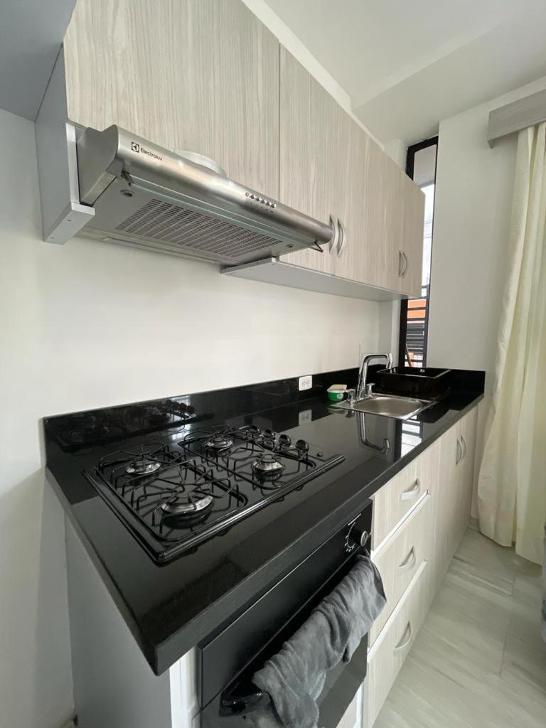 Amoblado 3 En Barrio La Campina Apartamento *