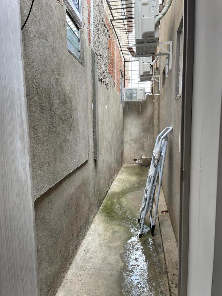 Amoblado 3 En Barrio La Campina Apartamento