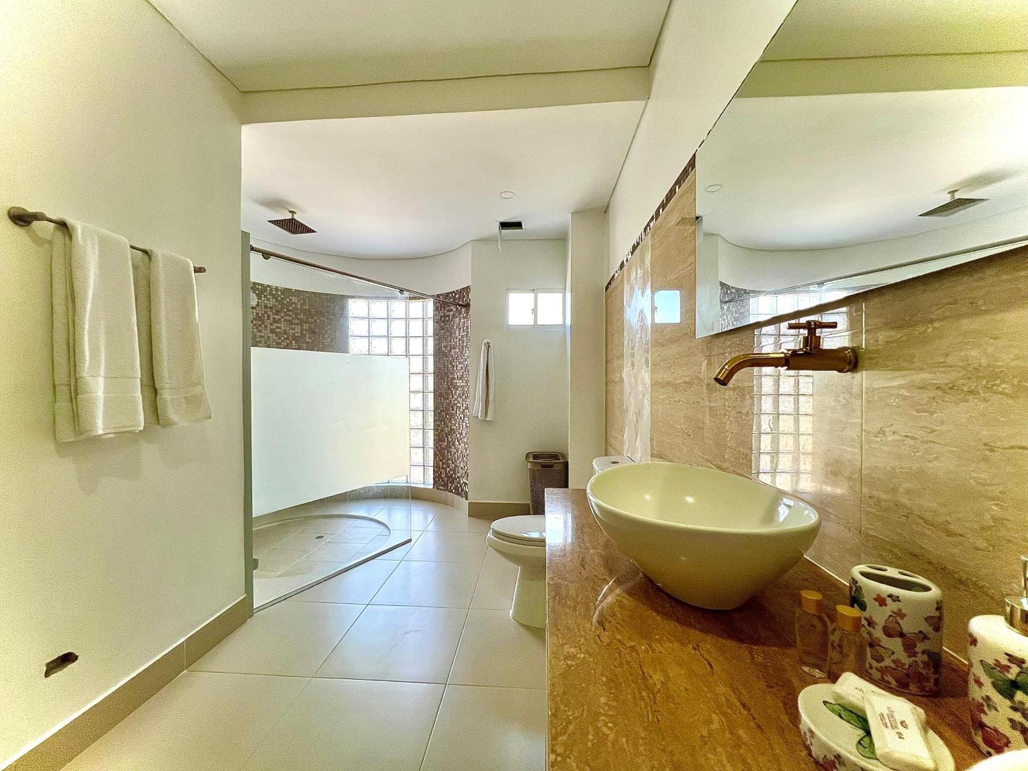 Charme 64 Boutique Hotel