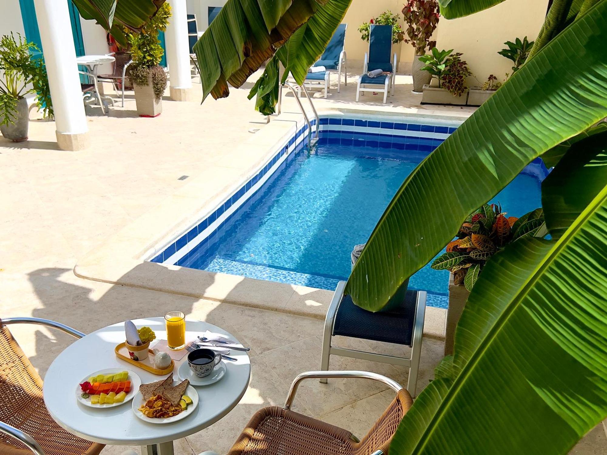 Charme 64 Boutique 4*