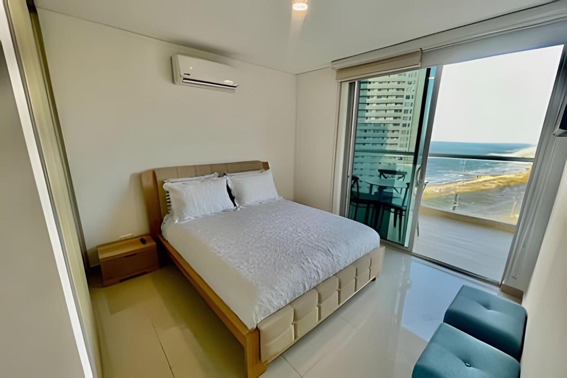 Panoramic Sea View 2 Br/pool, Gym