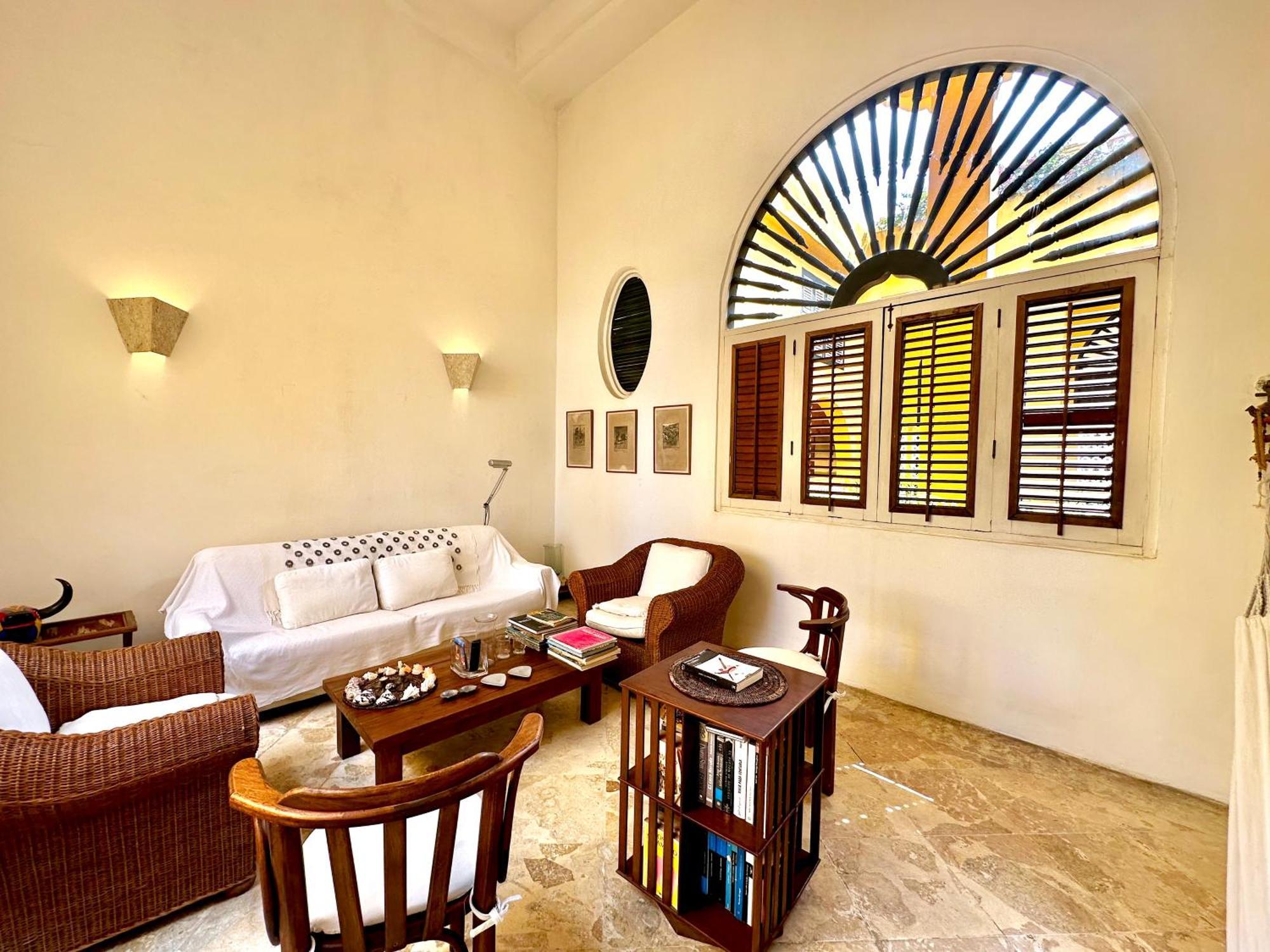 By Calamari Homes - El Porvenir 404 Walled Apartamento