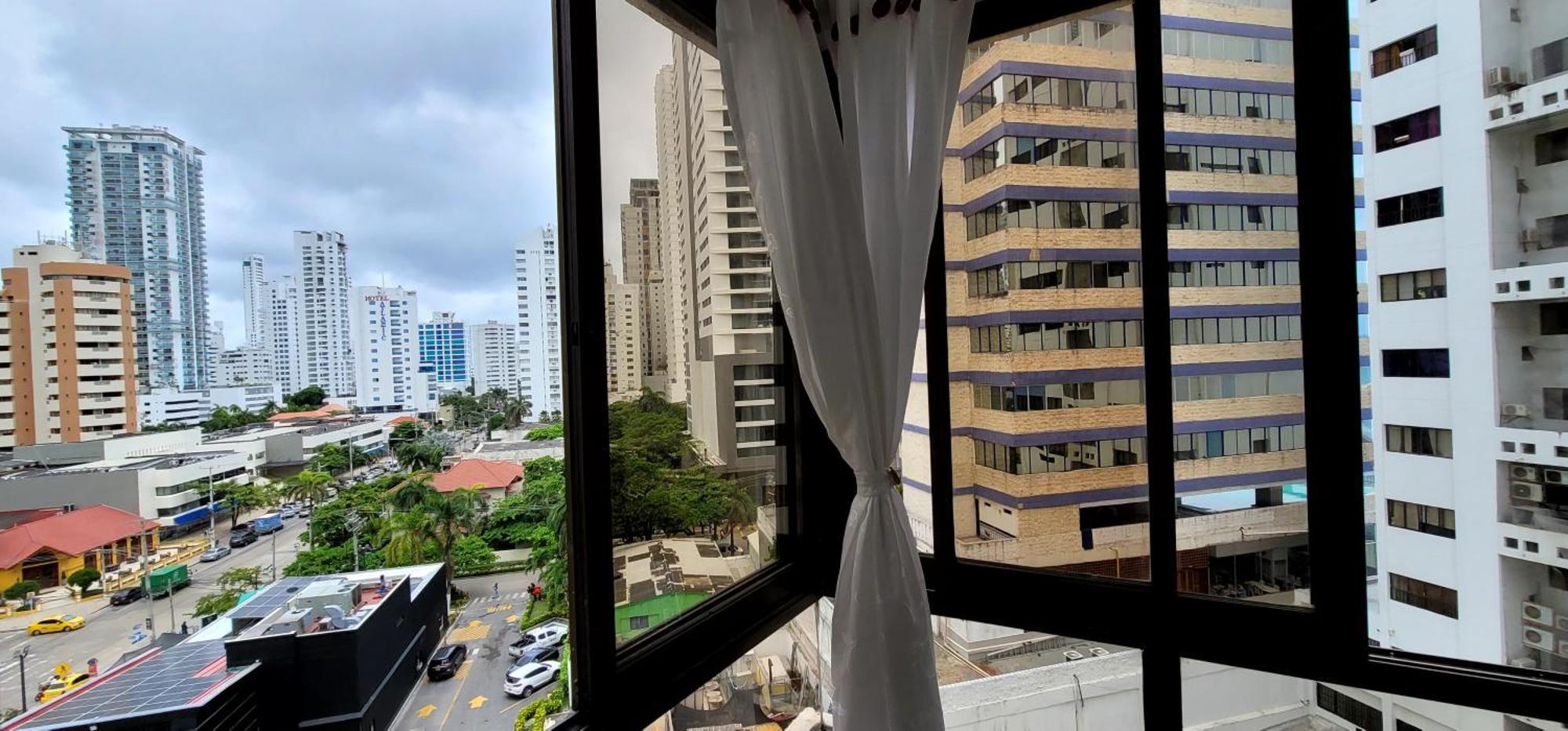 Live - Escape Plaza Aparthotel Cartagena