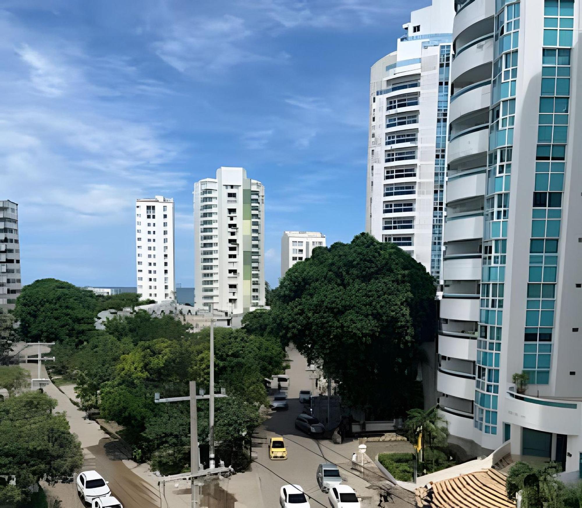 Apartamento Precioso Apto En El Laguito A Pasos De La Playa *