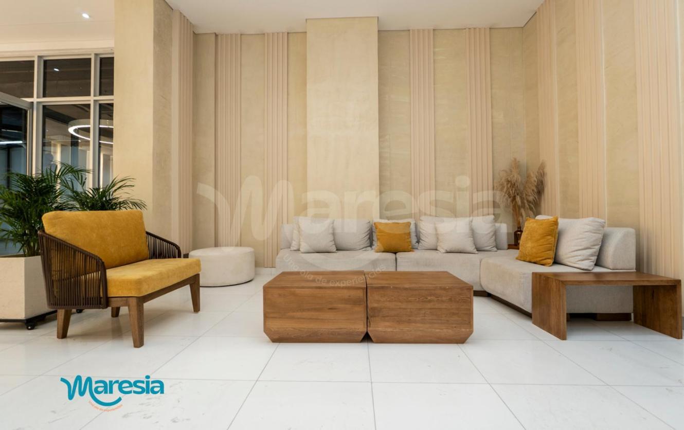 Panoramic Oceanview Loft Near & Airport
