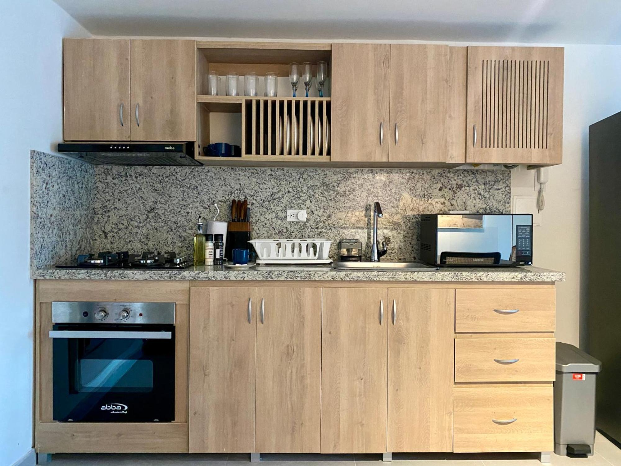 Serene Bay By Wynwood House *