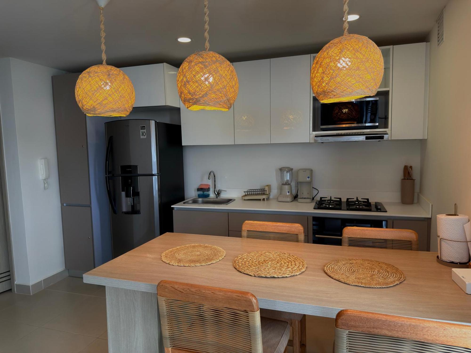 Apartamento En Cartagena Con Vista Al Mar, Piscina Rooftop Y Playa