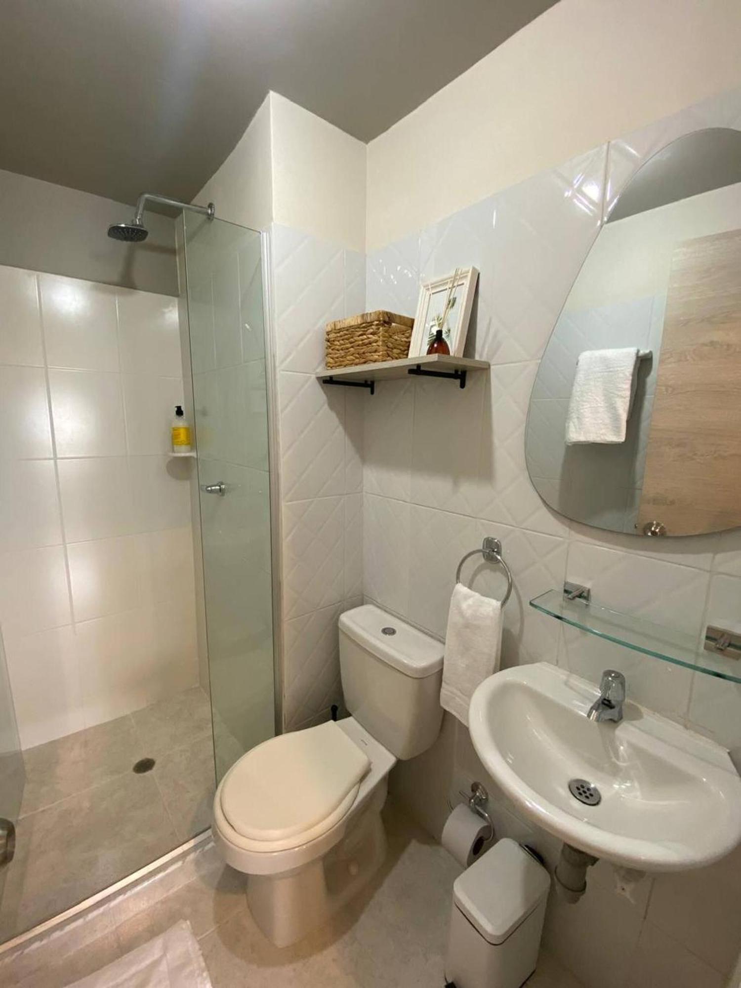Cozy ,near Beach, Walled Apartamento